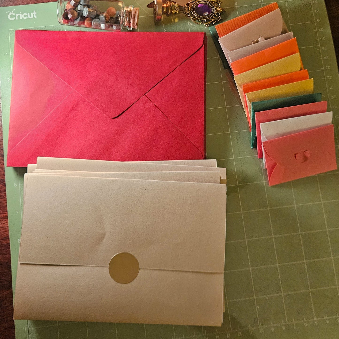 The Keepsy Mail Club